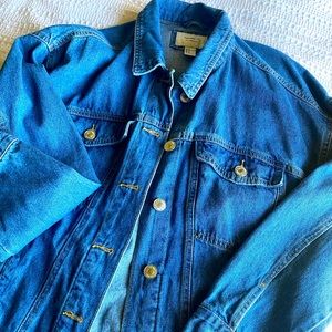 Forever 21 woman Jean jacket size M, new